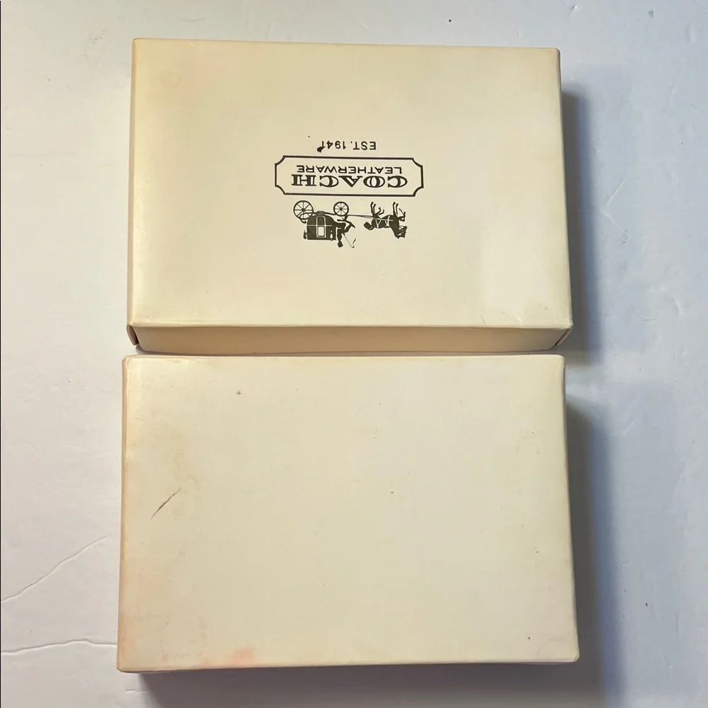 Coach 🐴 Cream Leatherware Box with Logo, Empty Box- Gift Box